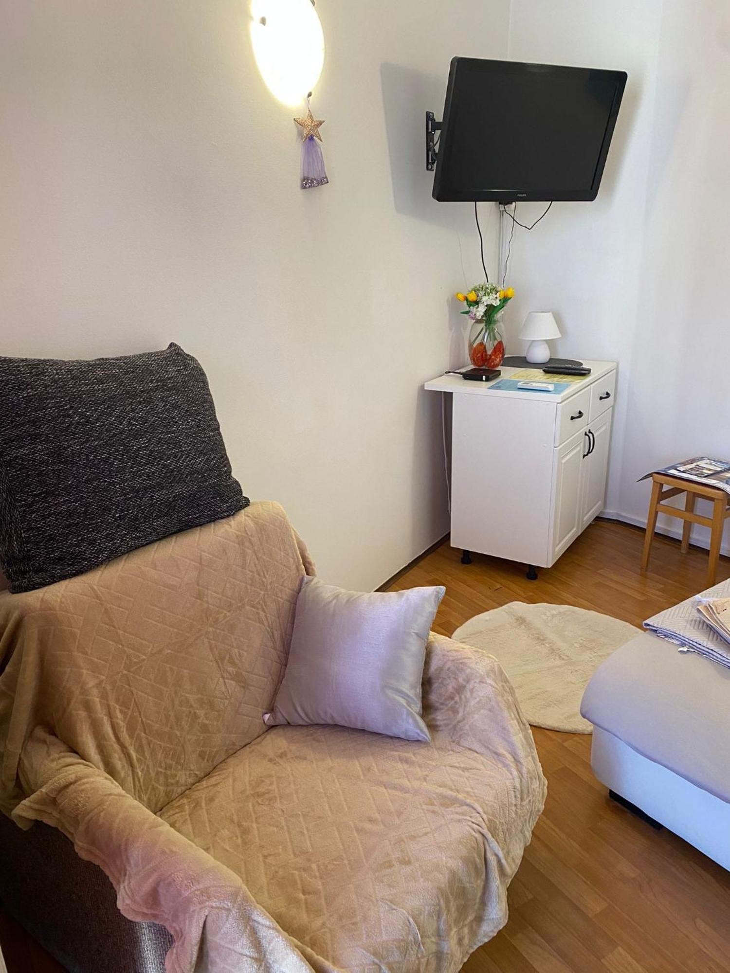 Bright And Charming Studio Apartment リエカ エクステリア 写真