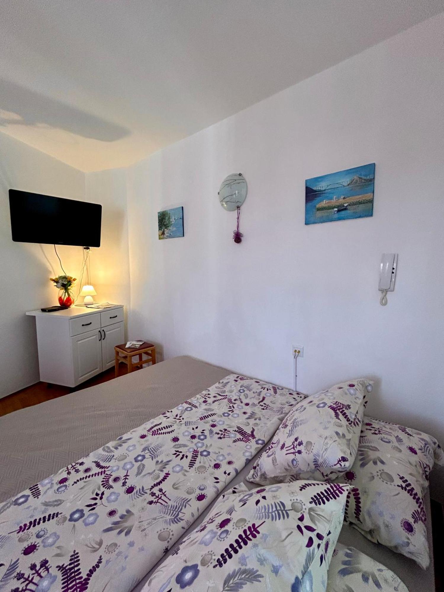 Bright And Charming Studio Apartment リエカ エクステリア 写真